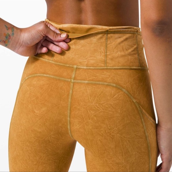 Fast and Free HR Lululemon Leggings Size 4 - Picture 3 of 4